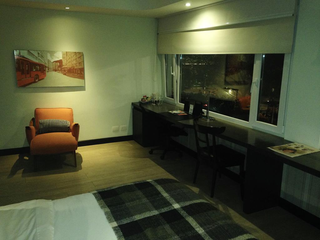 Casa Gaitan Cortes Hotel Богота Екстериор снимка