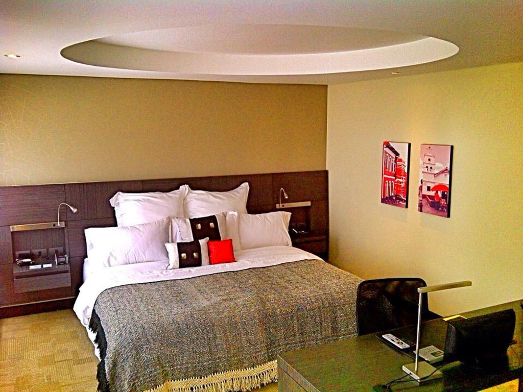 Casa Gaitan Cortes Hotel Богота Екстериор снимка